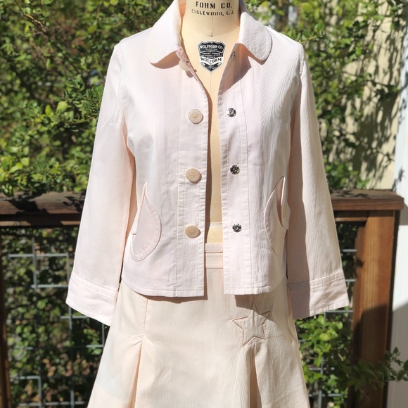 Marc Jacobs Jackets & Blazers - Marc Jacobs Big Snap Pink Jacket